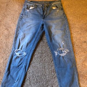 American eagle mom jeans